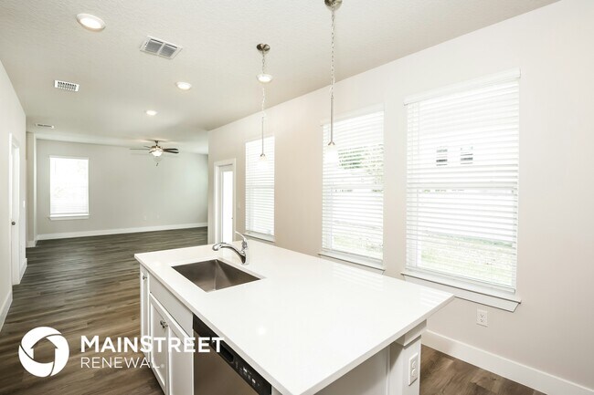 Foto del edificio - 816 E Voorhis Ave