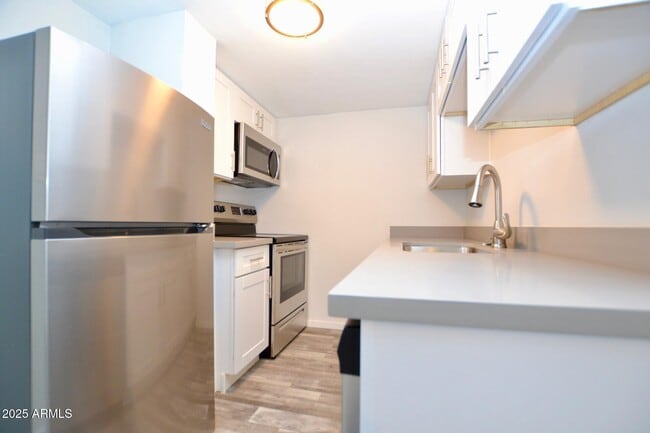 Foto del edificio - 44 E Roanoke Ave