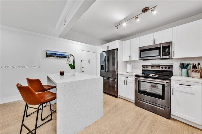 Foto del edificio - 9225 SW 87th Ave