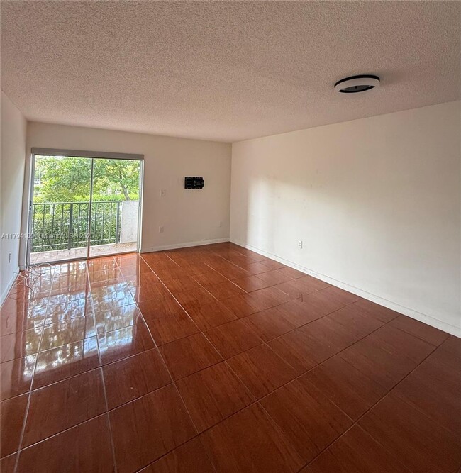 Foto del edificio - 8950 NE 8th Ave