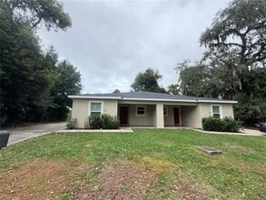 Building Photo - 708 Bon Air St