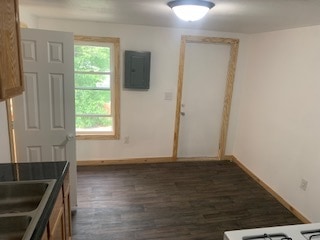 Building Photo - 869 Albemarle St