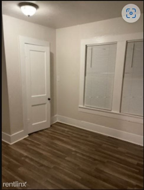 Foto del edificio - 2 br, 1 bath Duplex - 1312 Avenue C B