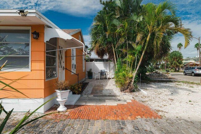 Foto del edificio - 13320 2nd St E