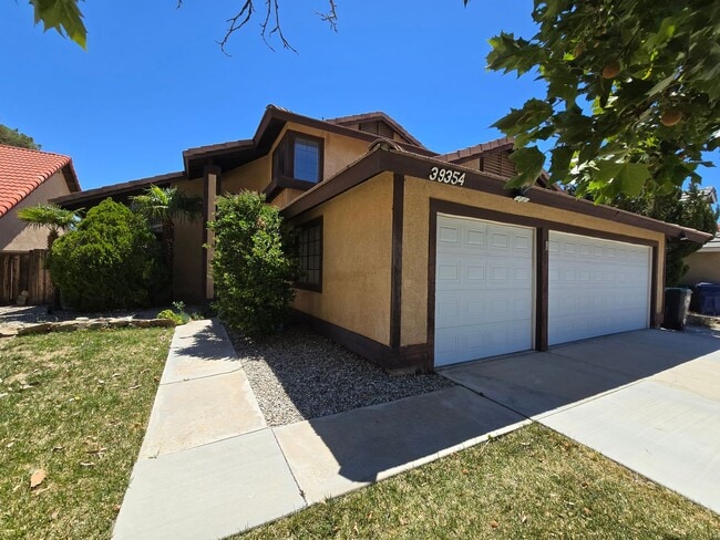 Foto del edificio - 39354 Longhorn Ct