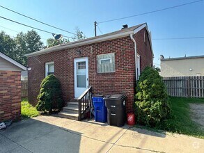 Building Photo - 4754 State Rd
