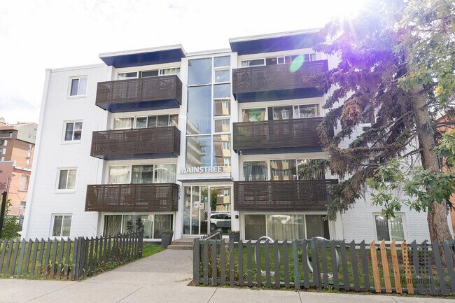 Photo du bâtiment - Sharma Apartments