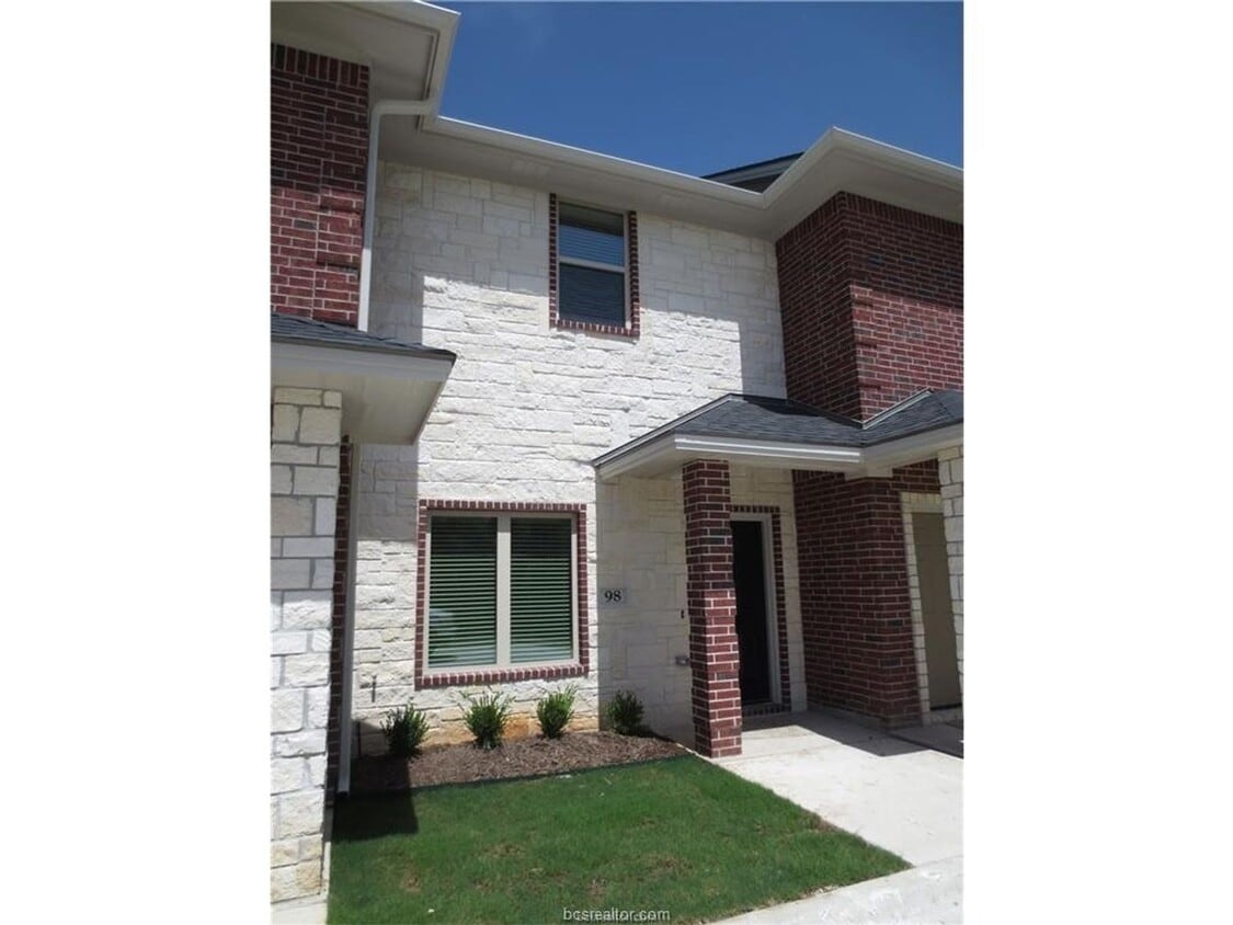 Spacious 2 Bed/2.5 Bath Condo in Gateway Villas! - Spacious 2 Bed/2.5 Bath Condo in Gateway Villas!