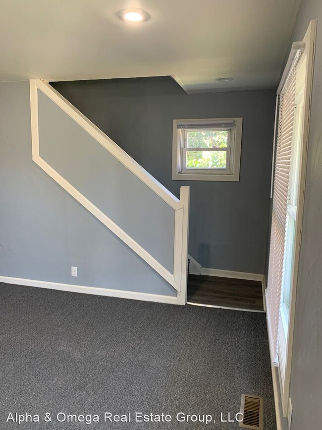 Building Photo - 3 br, 1 bath House - 79 Reba Ave