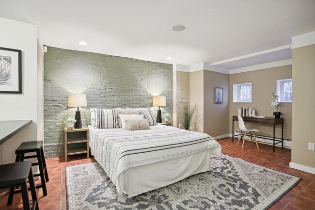 Foto del edificio - 1708 Johnson Ave NW