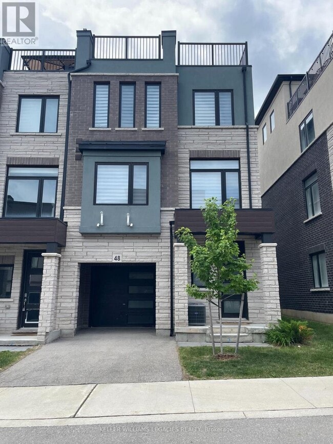 Building Photo - 314-314 Equestrian Way