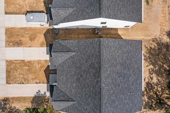 Foto del edificio - Salisbury Townhome w/ Garage