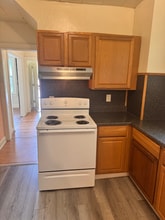 Building Photo - 511 E Beaver Ave Building Photo - 511 E Beaver Ave