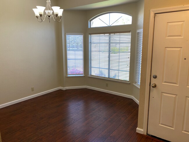Foto del edificio - 8560 Brentwick Way
