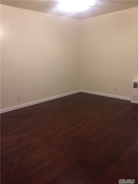 Foto del edificio - 146-29 26th Ave