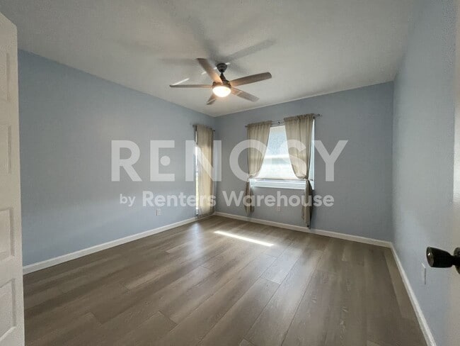 Foto del edificio - 110 Gloucester Blvd
