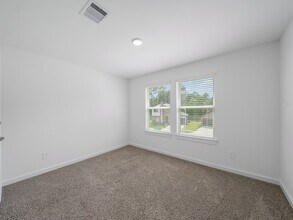 Building Photo - 14206 Wonder Lake Ln