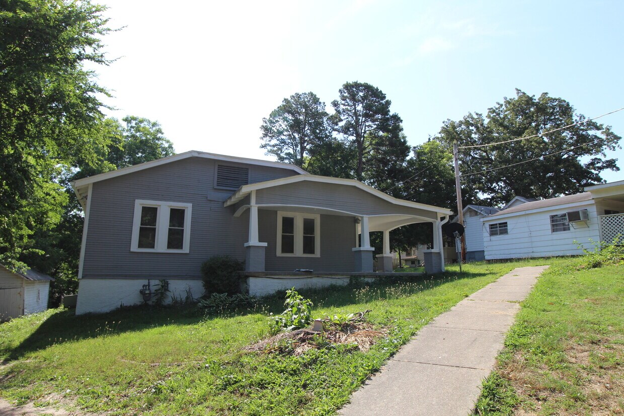 534 N 11th St, Poplar Bluff, MO 63901 House Rental in Poplar Bluff