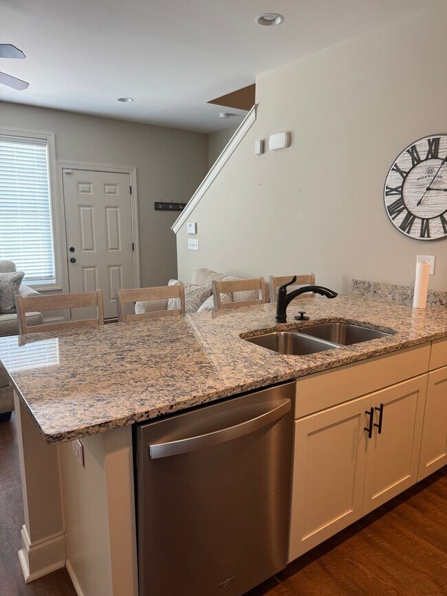 Foto del edificio - Eagle Ridge Townhome - Furnished Unit - Op...