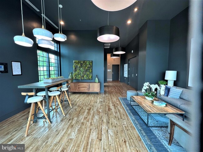 Foto del edificio - 502 Diamondback Dr