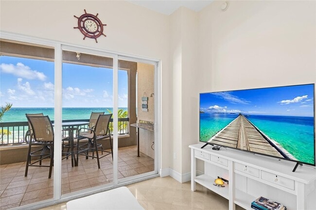 Building Photo - 4444 El Mar Dr