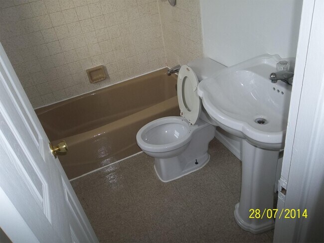 Building Photo - 3610 Dale Ave