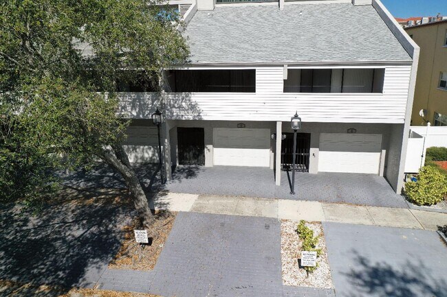 Photo - 301 2nd St N Townhome