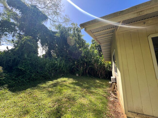 Building Photo - Cozy 2 bedroom right in Hilo