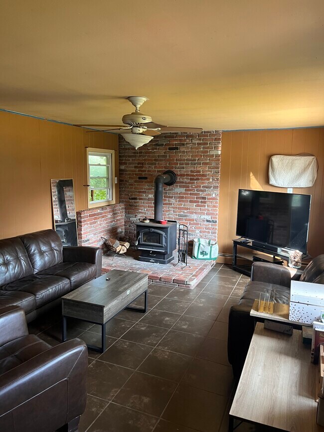 Foto del edificio - 32 Talcott Ave