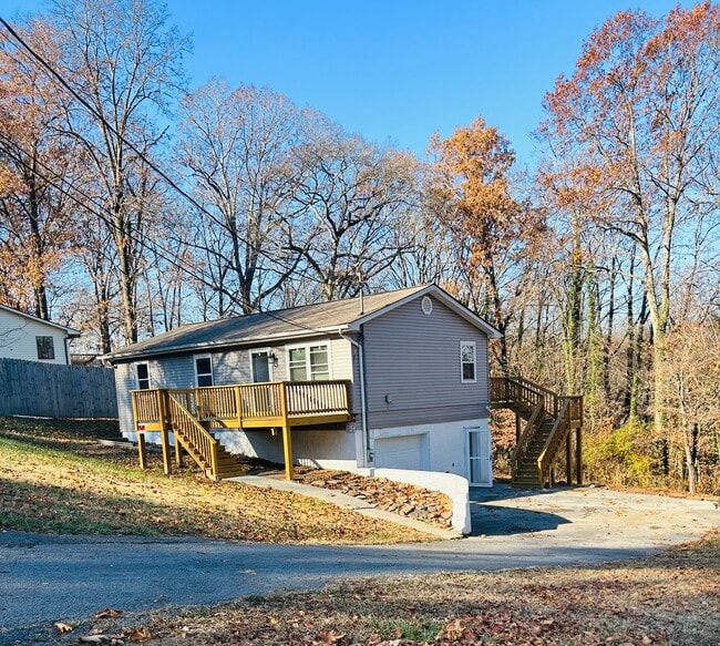 Photo - 6343 Cadbury Dr NW House