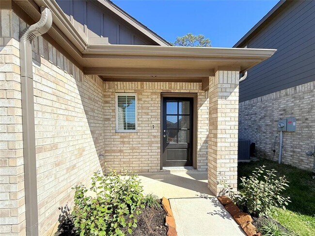 Building Photo - 22858 Ephesus Ave
