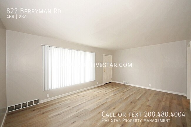 Foto del edificio - 822 Berryman Rd