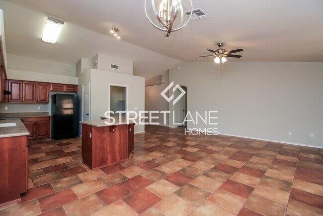 Building Photo - Charming 3 Bedroom in Gilbert!