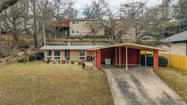 Building Photo - Furnished 3 Bedroom Lakewood Home with Lake View