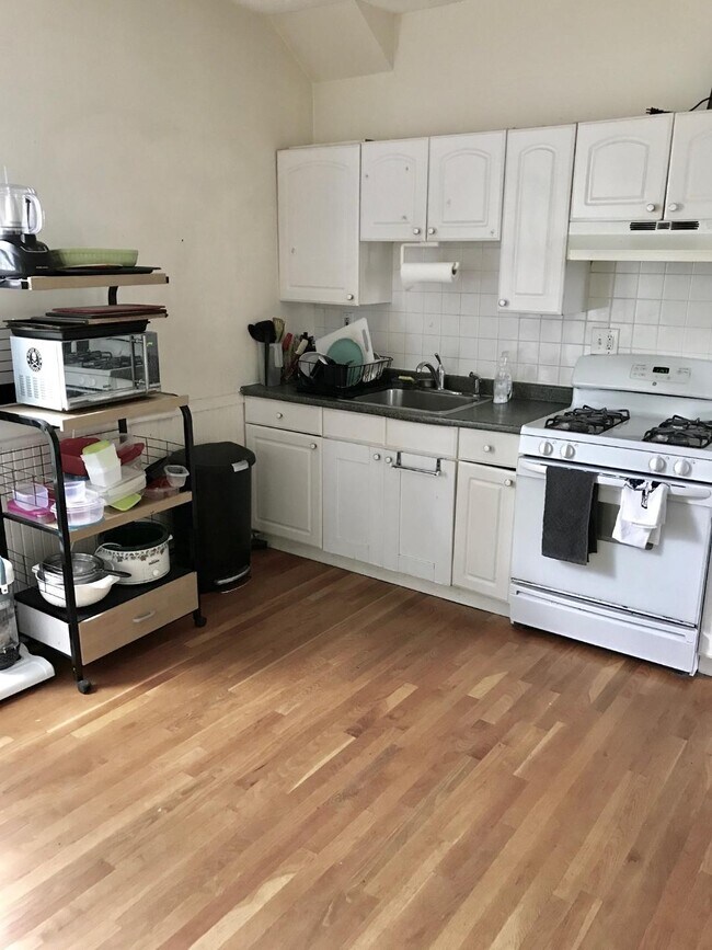 Foto del edificio - 5 Buckley Ave