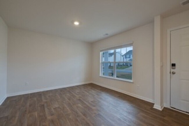 Foto del edificio - 4 Bedroom Home in Pendleton, SC