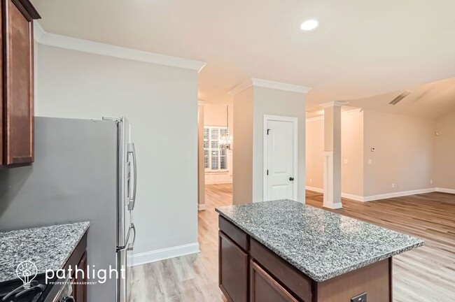 Building Photo - 547 Georgia Cir