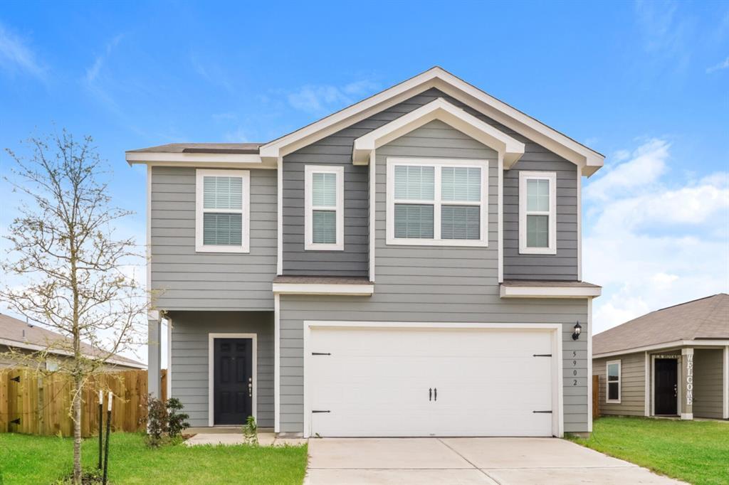 Foto principal - 5902 Sapphire Lagoon Rd