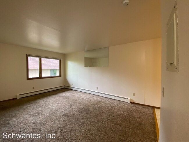 Building Photo - 8036 Loganberry St