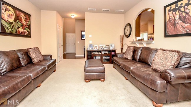 Foto del edificio - 3920 Lake Manor Way