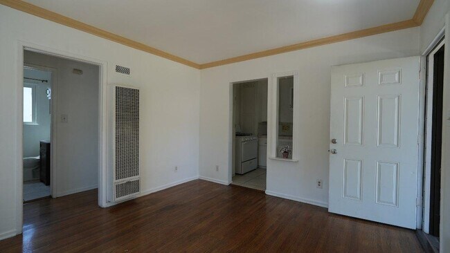 Foto del edificio - 875 N Hoover St