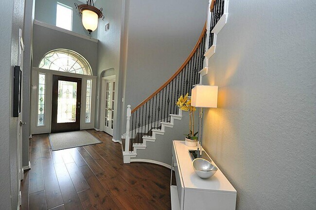 Building Photo - 22510 Oak Mist Ln