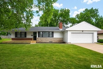 Building Photo - 1407 W Sunnyview Dr