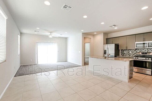 Building Photo - 1625 Guyot Ct