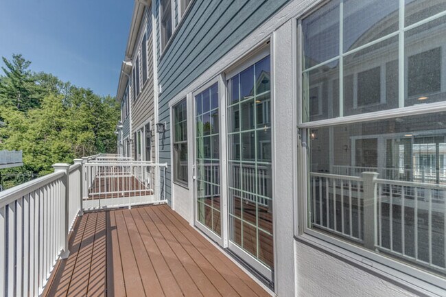 Foto del edificio - 1173 S Eldridge Ln