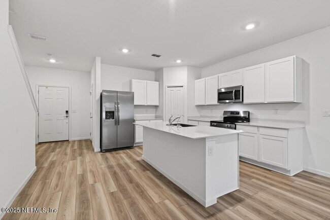 Building Photo - 6934 Golden Monarch Ave