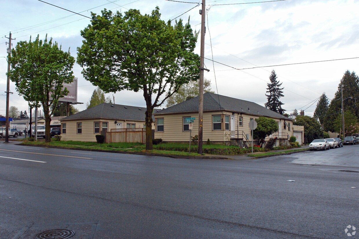Foto principal - 7231 NE M L King Blvd