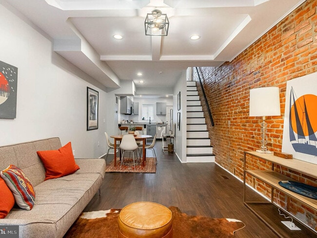 Photo - 708 S Curley St Townhome