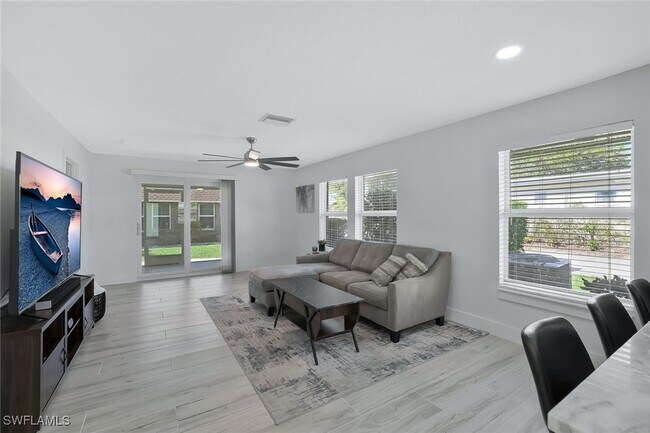 Foto del edificio - 2710 Arbutus St