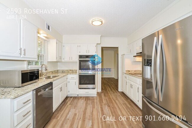 Foto del edificio - 2593 Rosehaven Dr